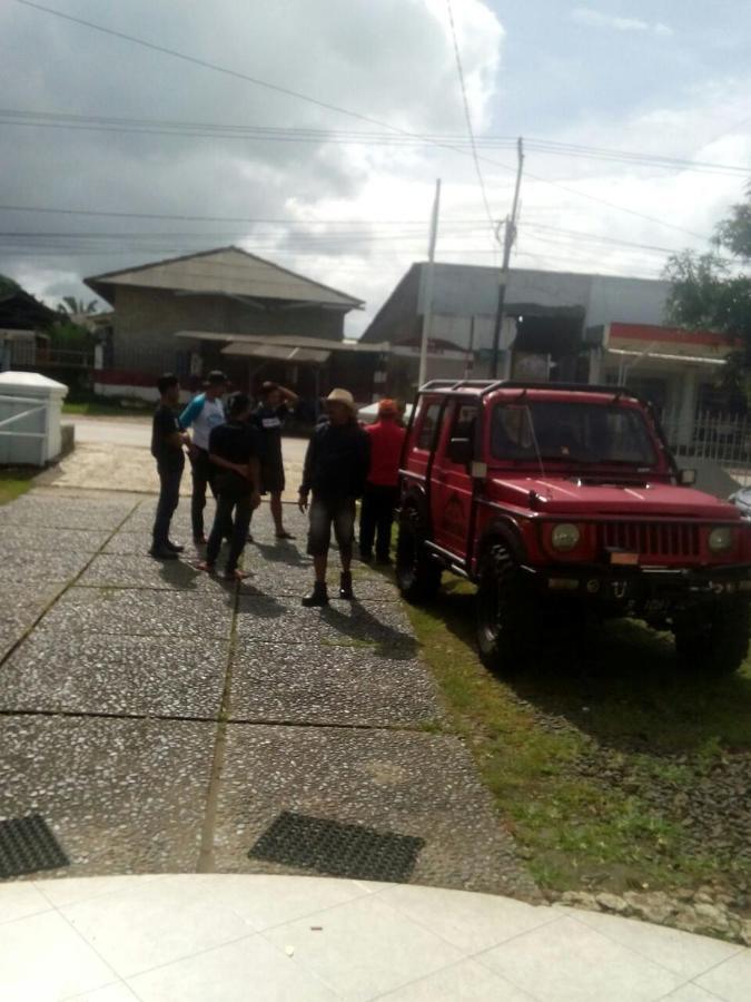 Hotel Gbs Malingping Rum bild